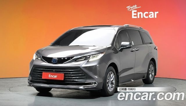 Toyota Sienna — exterior