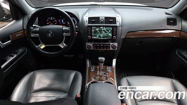 Kia Mohave — interior