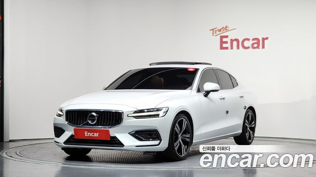 Volvo S60 — exterior