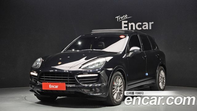 Porsche Cayenne — exterior