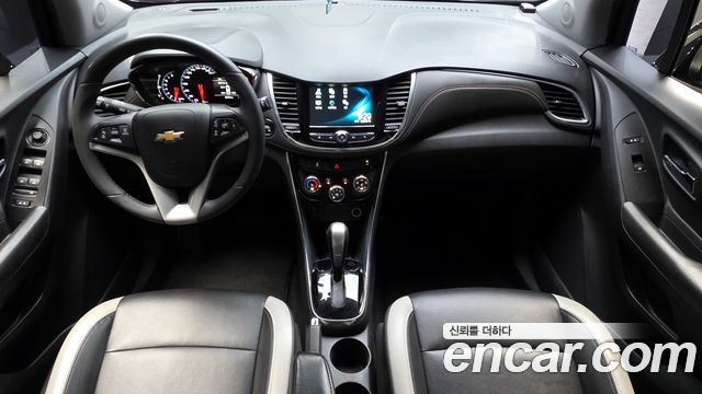 Chevrolet Korea Trax — interior