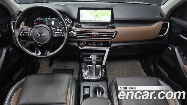 Kia Seltos — interior