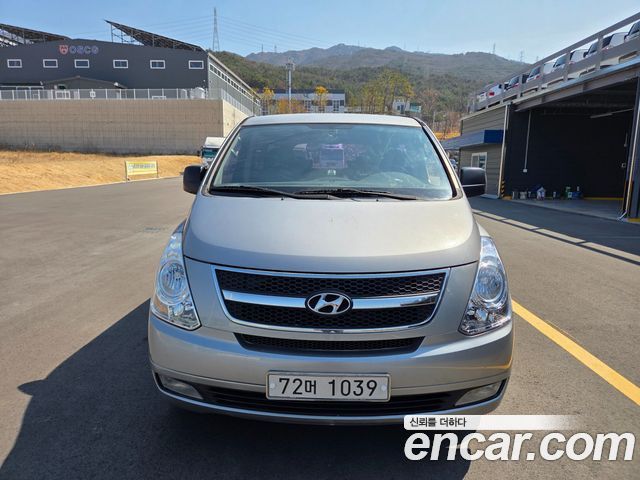 Hyundai Starex — exterior