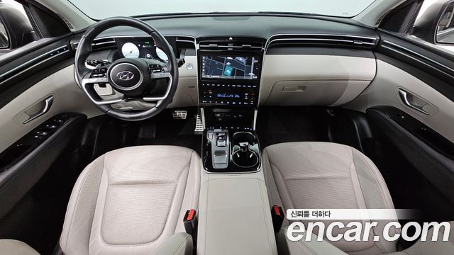 Hyundai Tucson — interior