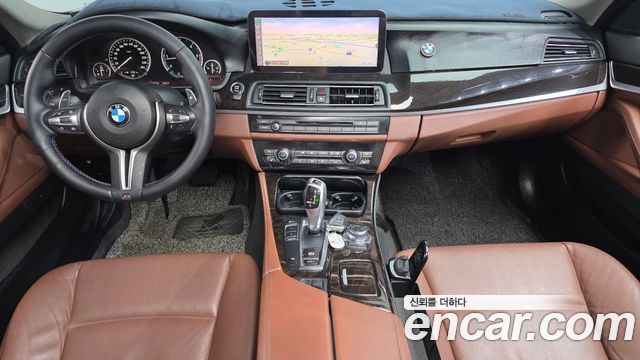 BMW 5 Series — interior