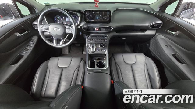 Hyundai Santa Fe — interior