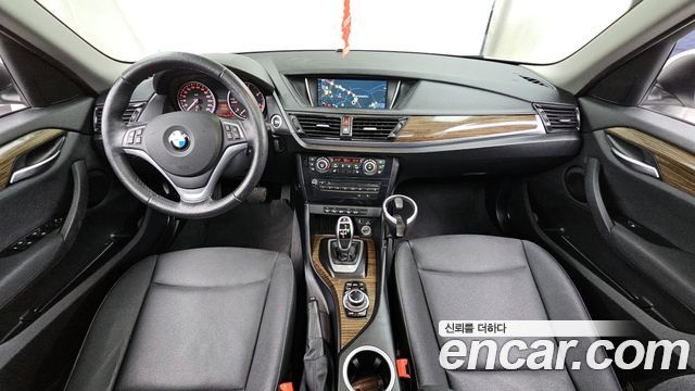 BMW X1 — interior