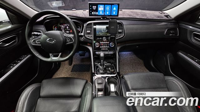 Renault Korea SM6 — interior