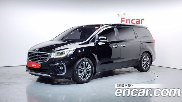 Kia Carnival — exterior