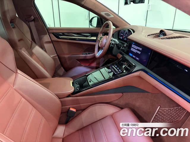 Porsche Panamera — interior