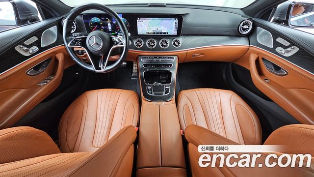 Mercedes-Benz CLS-Class — interior