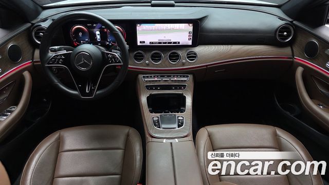 Mercedes-Benz E-Class — interior