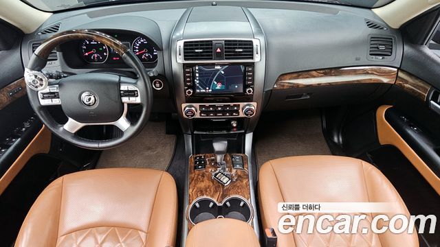 Kia Mohave — interior