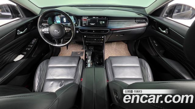 Kia K7 — interior