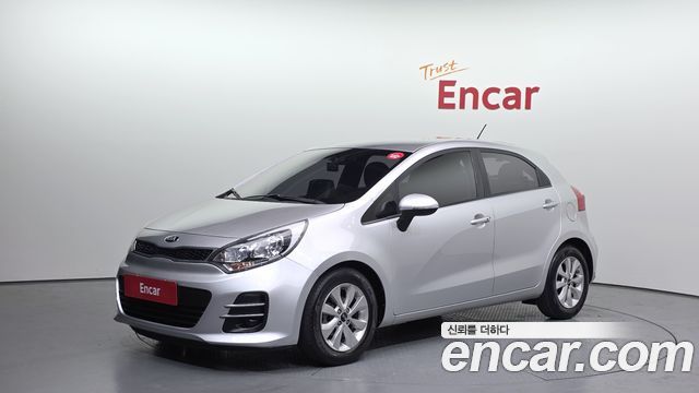 Kia Pride — exterior