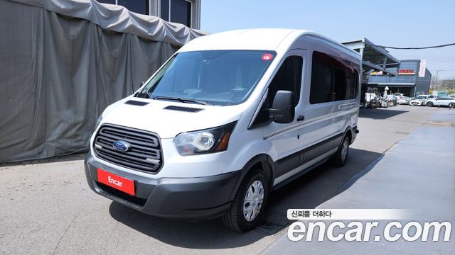 Ford Transit — exterior
