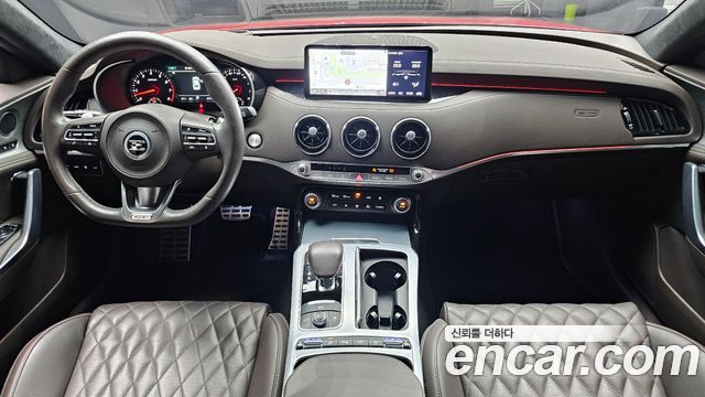 Kia Stinger — interior