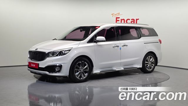 Kia Carnival — exterior