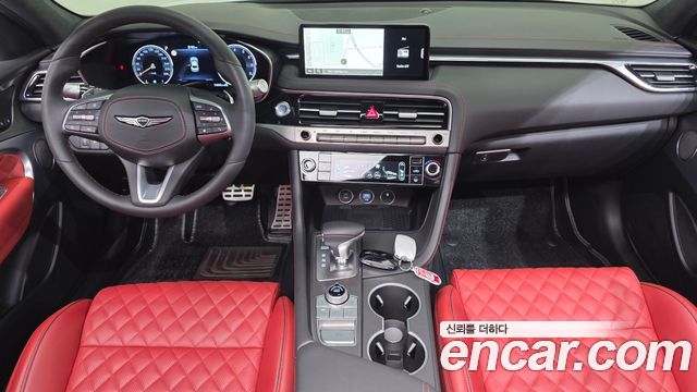 Genesis G70 — interior