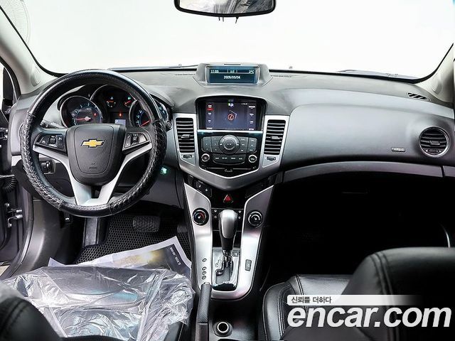 Chevrolet Korea Cruze — interior