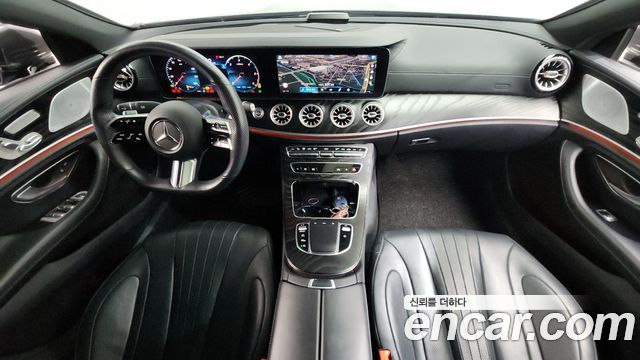 Mercedes-Benz CLS-Class — interior