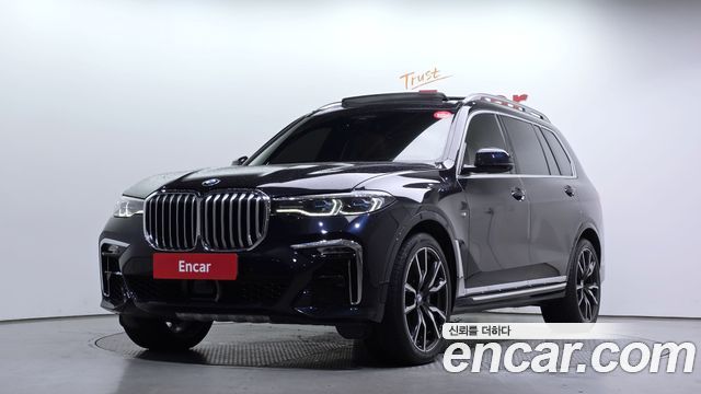 BMW X7 — exterior