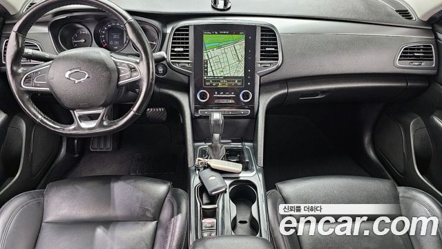 Renault Korea SM6 — interior