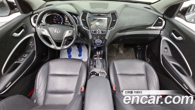 Hyundai Maxcruz — interior