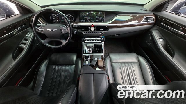 Genesis EQ900 — interior