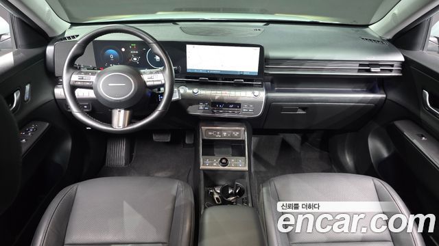 Hyundai Kona — interior