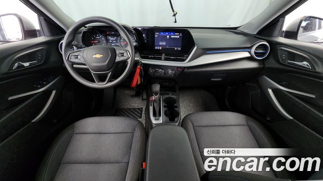 Chevrolet Korea Trax — interior
