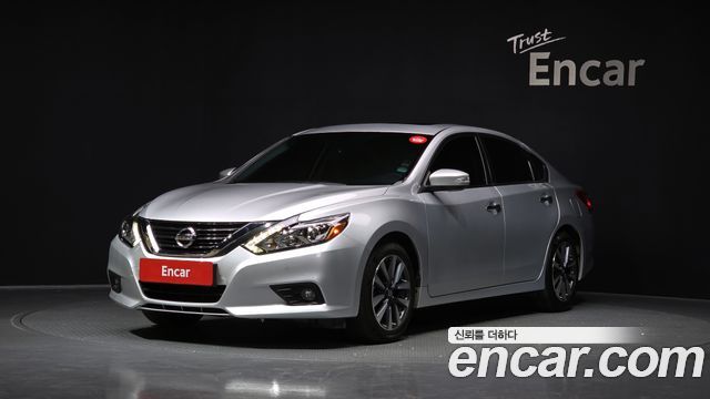 Nissan Altima — exterior