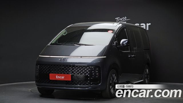 Hyundai Staria — exterior