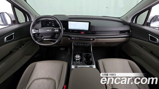 Kia Carnival — interior