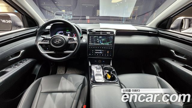 Hyundai Tucson — interior