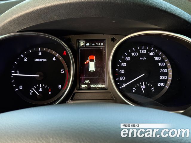 Hyundai Santa Fe — interior