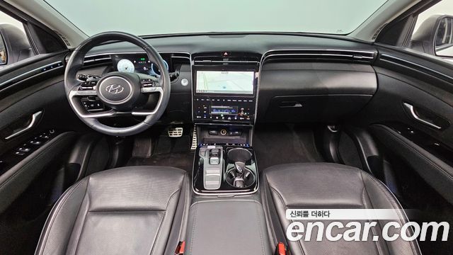 Hyundai Tucson — interior