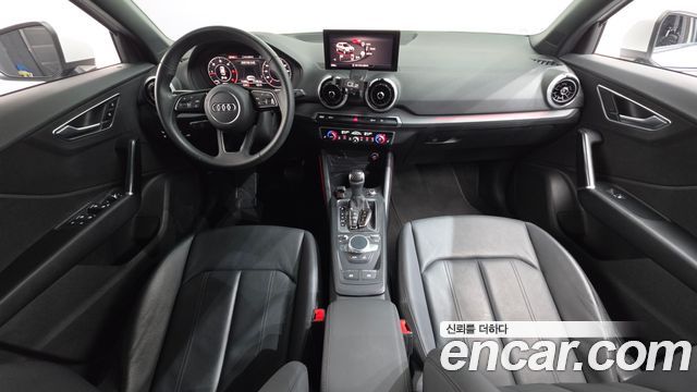 Audi Q2 — interior