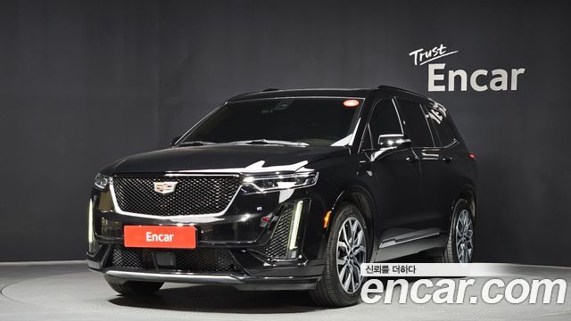 Cadillac XT6 — exterior