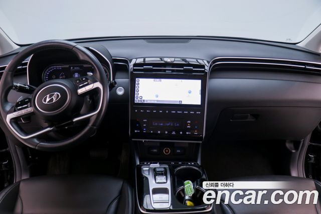 Hyundai Tucson — interior