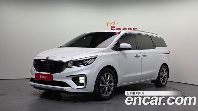 Kia Carnival — exterior