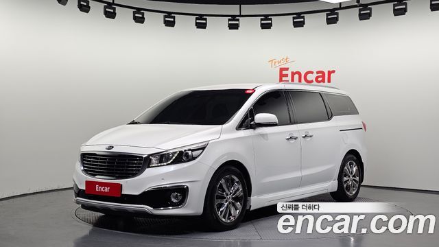 Kia Carnival — exterior