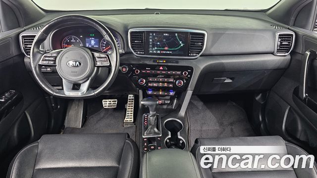 Kia Sportage — interior