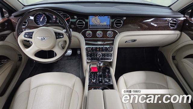 Bentley Mulsanne — interior