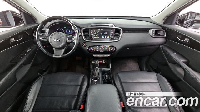Kia Sorento — interior