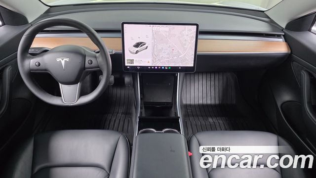 Tesla Model 3 — interior