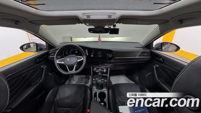 Volkswagen Jetta — interior