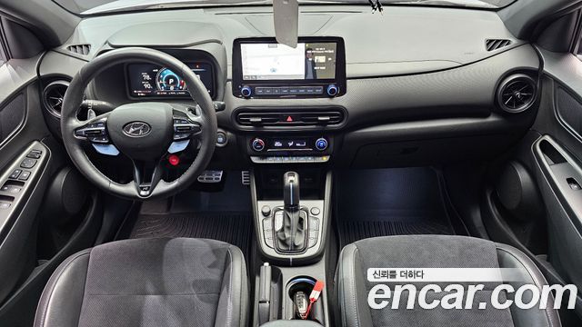 Hyundai Kona — interior