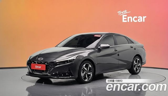 Hyundai Avante — exterior