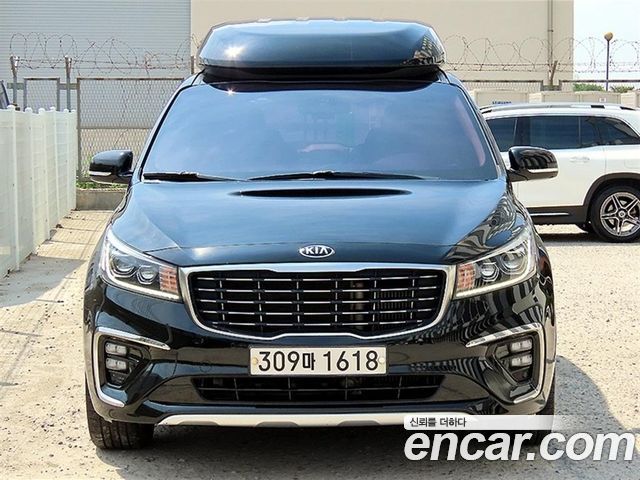 Kia Carnival — exterior